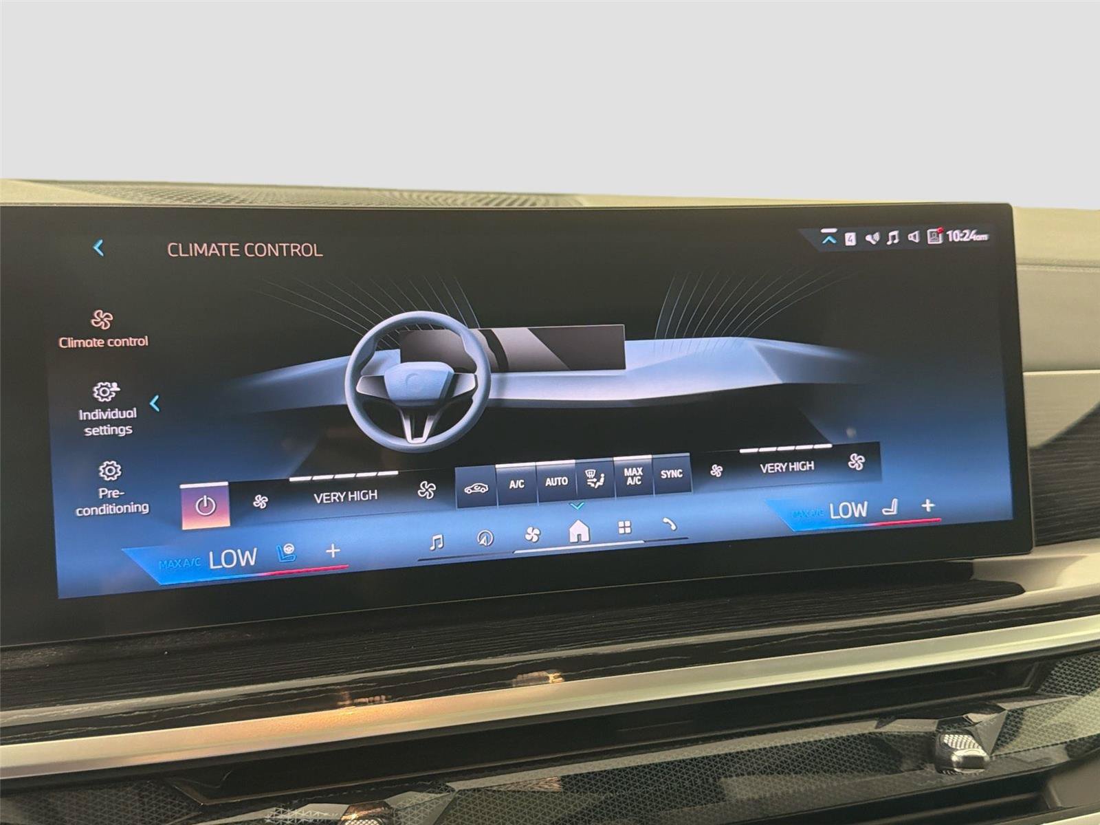 Certified 2026 BMW X6 xDrive40i AWD/4WD image 14