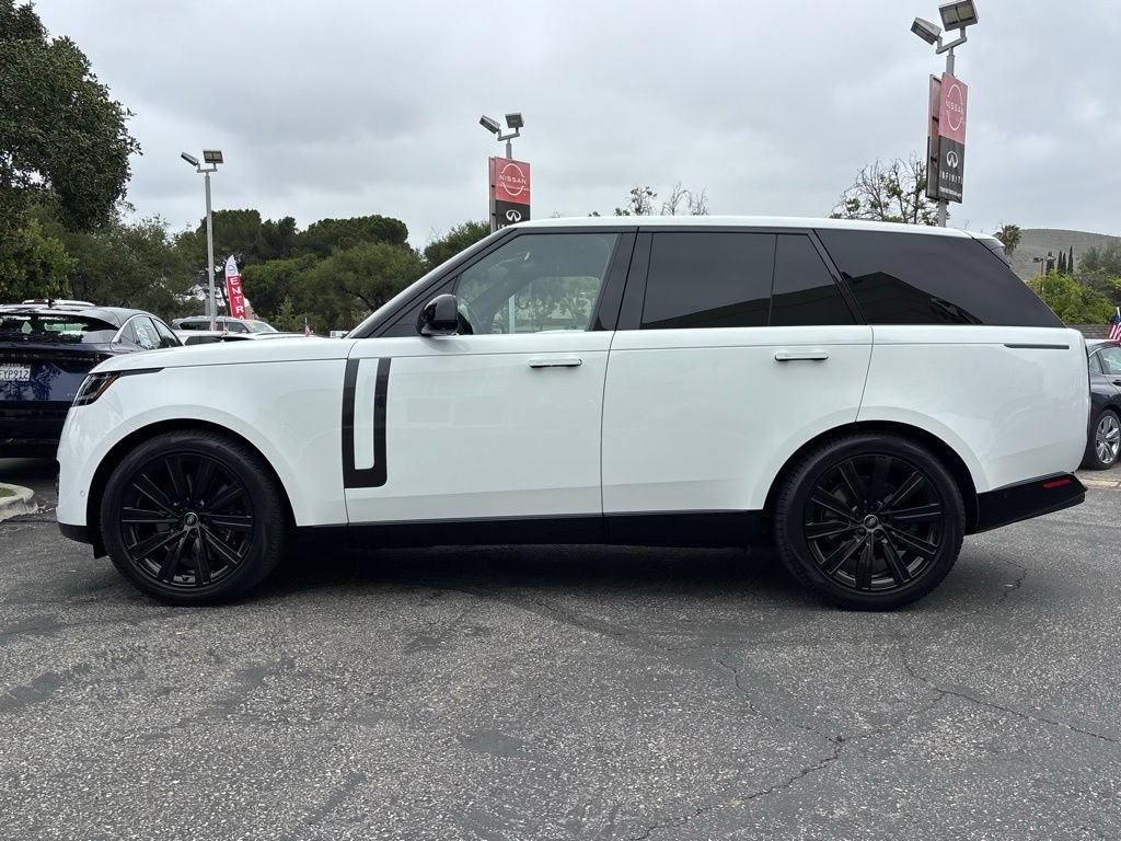 Used 2023 Land Rover Range Rover SE AWD/4WD image 12