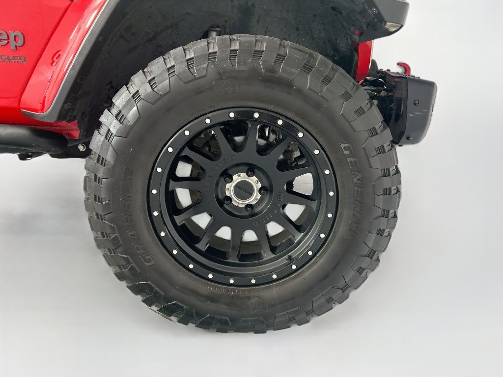 Used 2018 Jeep Wrangler Unlimited Rubicon AWD/4WD image 30