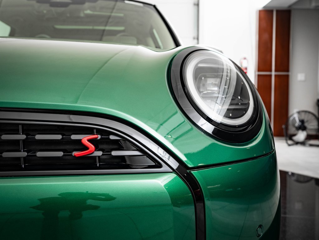 Certified 2025 MINI Cooper S image 15