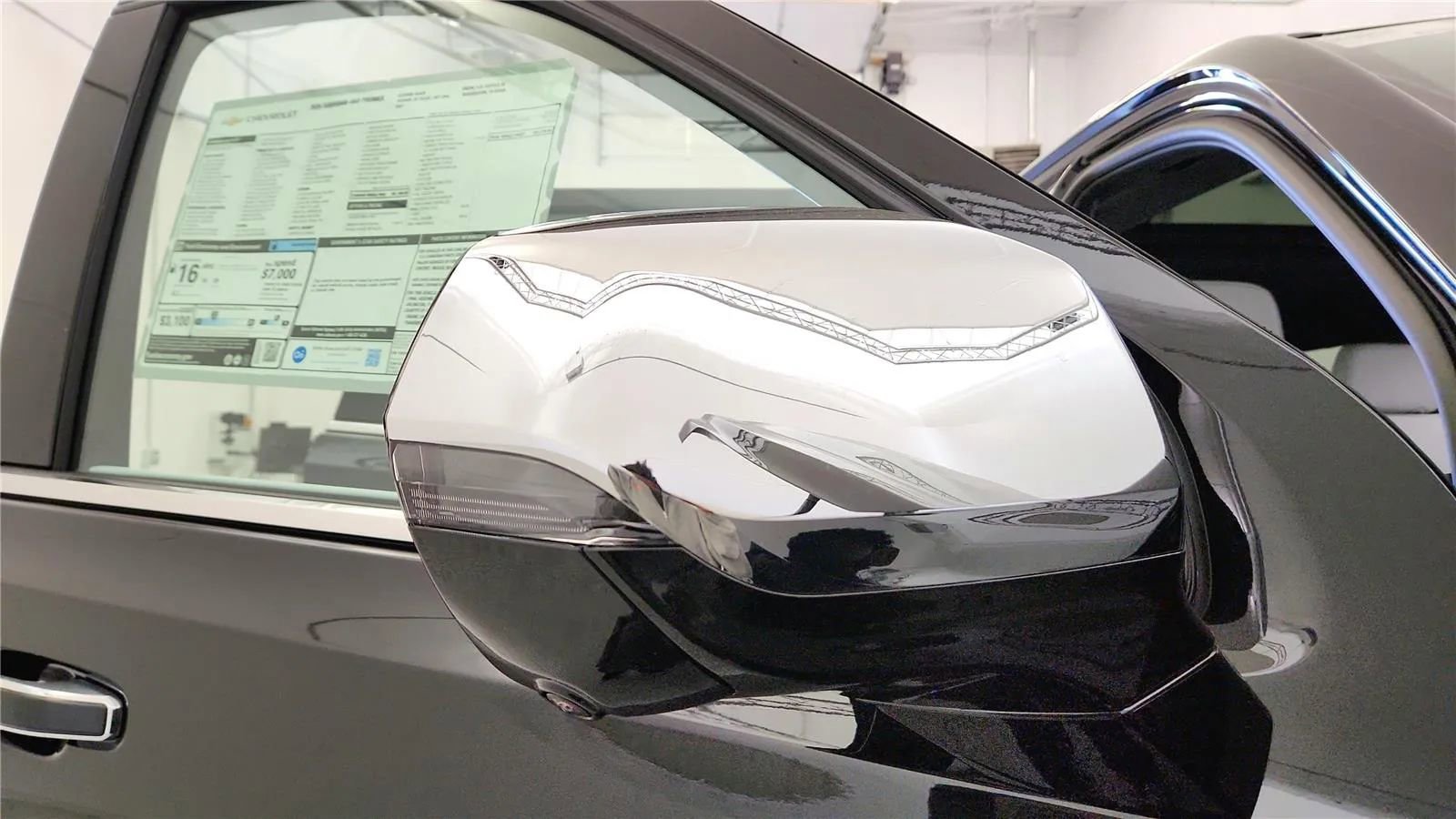 New 2026 Chevrolet Suburban Premier image 18