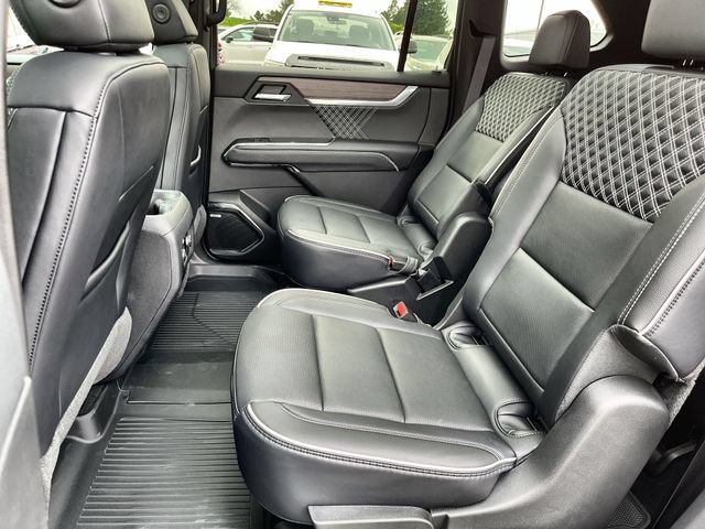 New 2027 GMC Acadia Denali w/ Denali Reserve Package AWD/4WD image 26