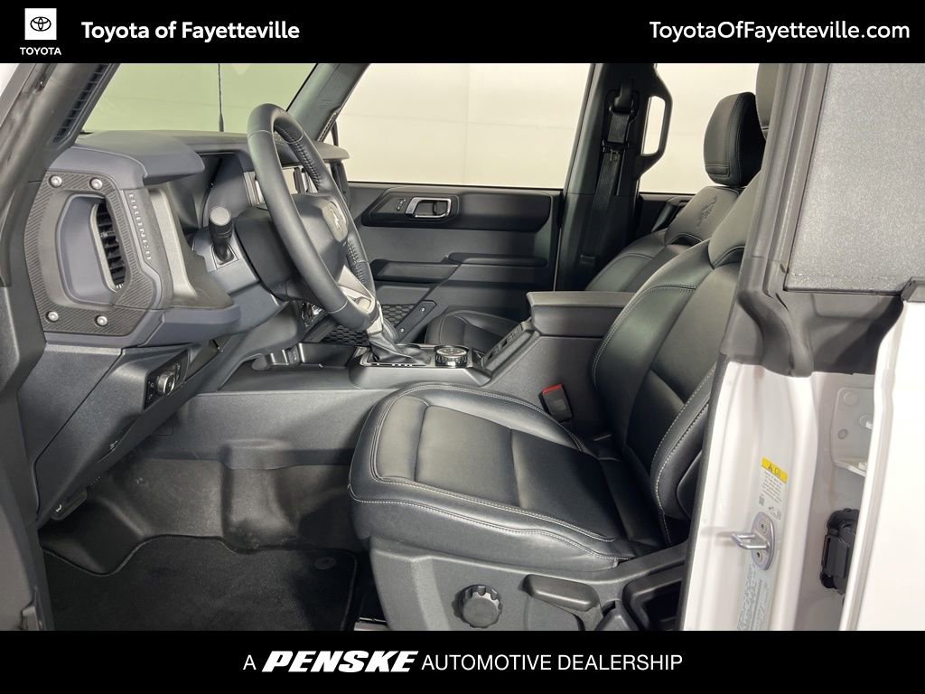 Used 2025 Ford Bronco Badlands image 21