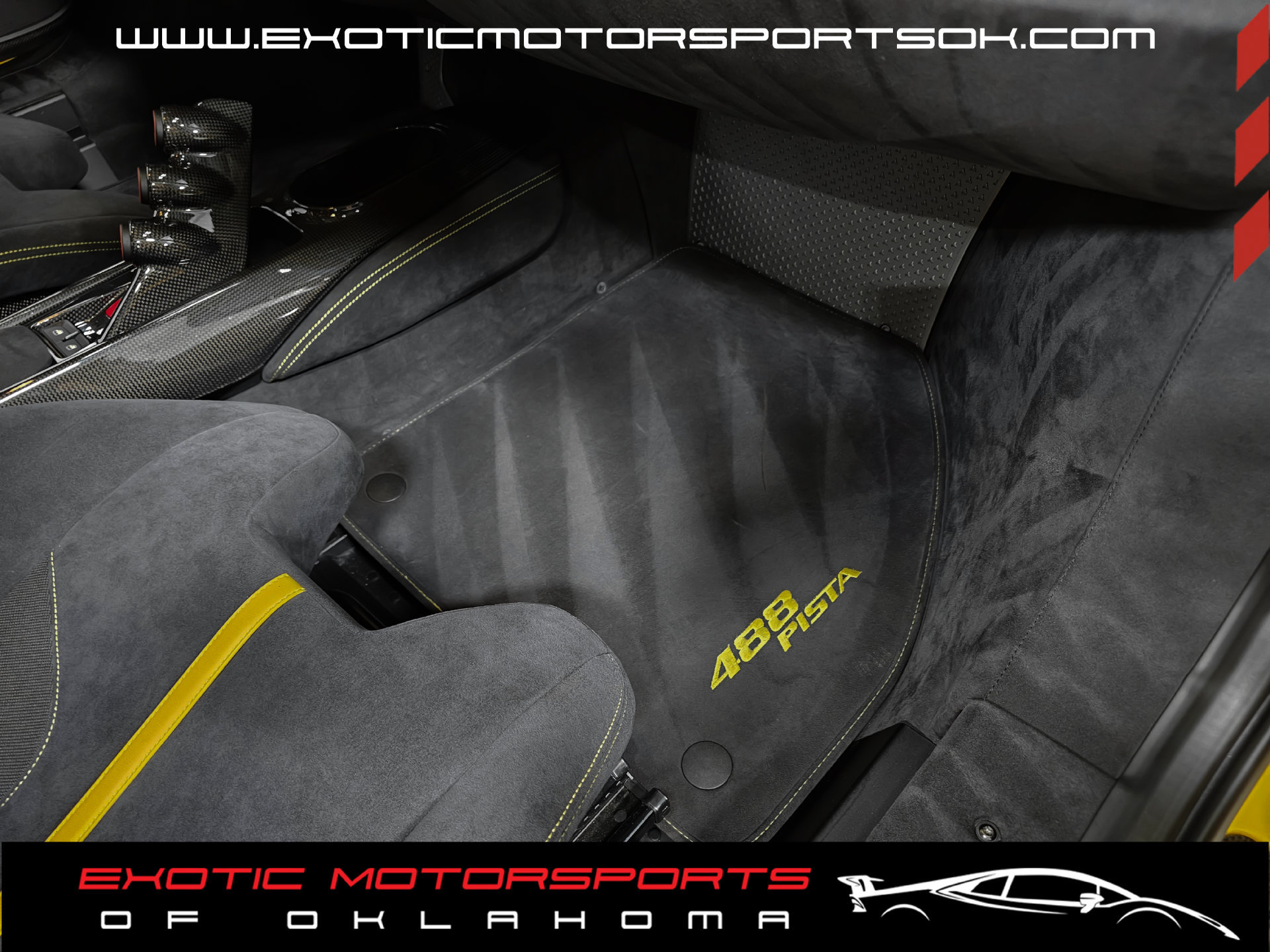 Used 2020 Ferrari 488 Pista Coupe RWD image 32