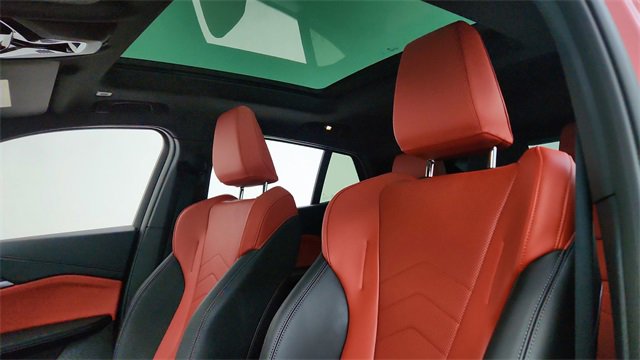 Used 2025 BMW X2 M35i image 33