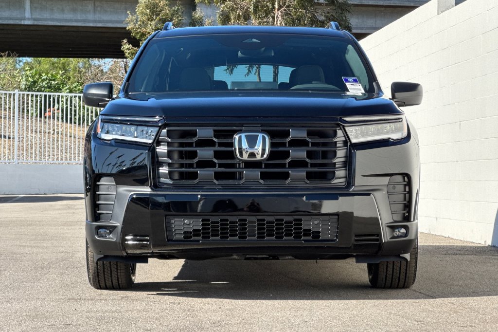 New 2026 Honda Pilot Sport image 12