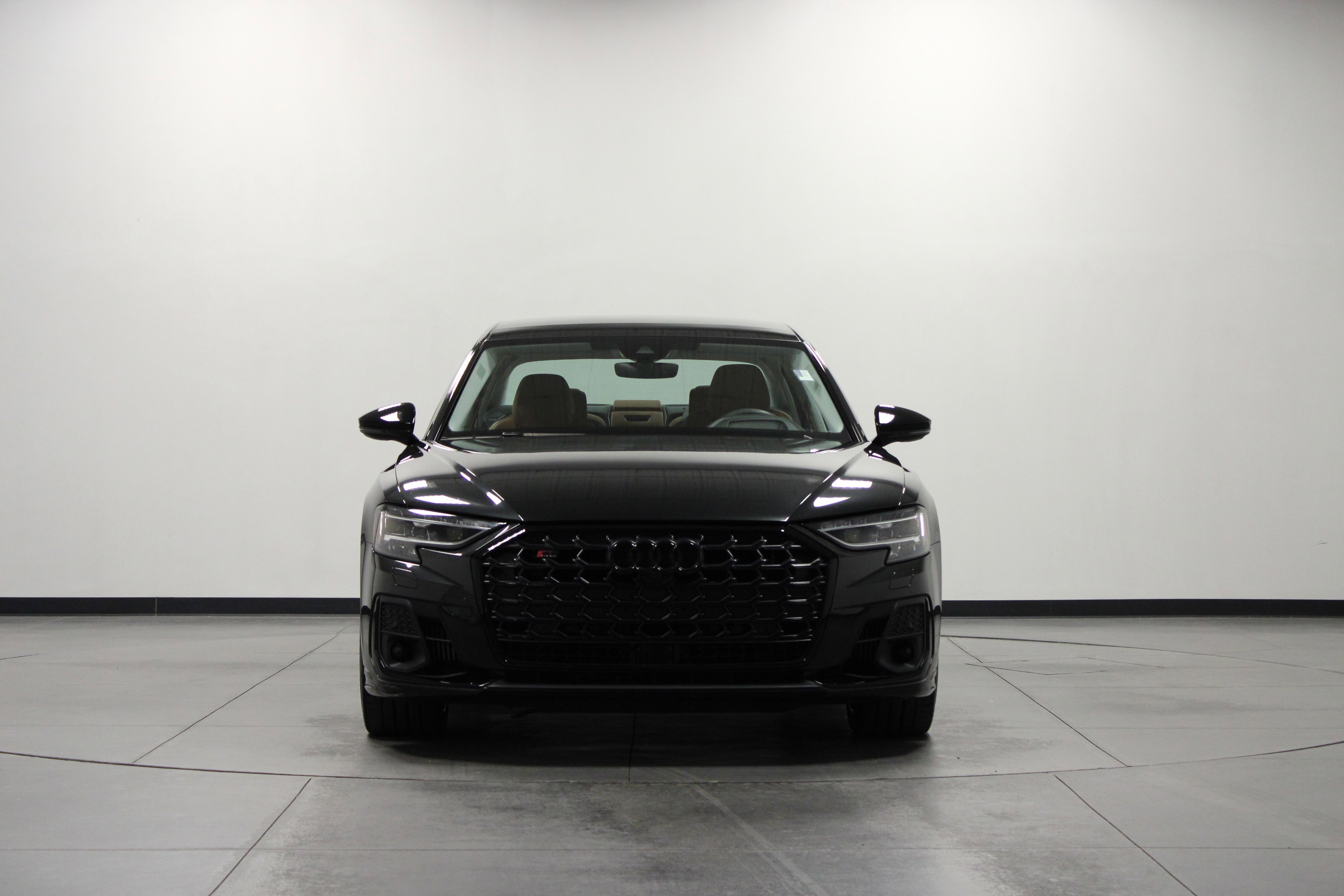 Used 2023 Audi S8 image 10