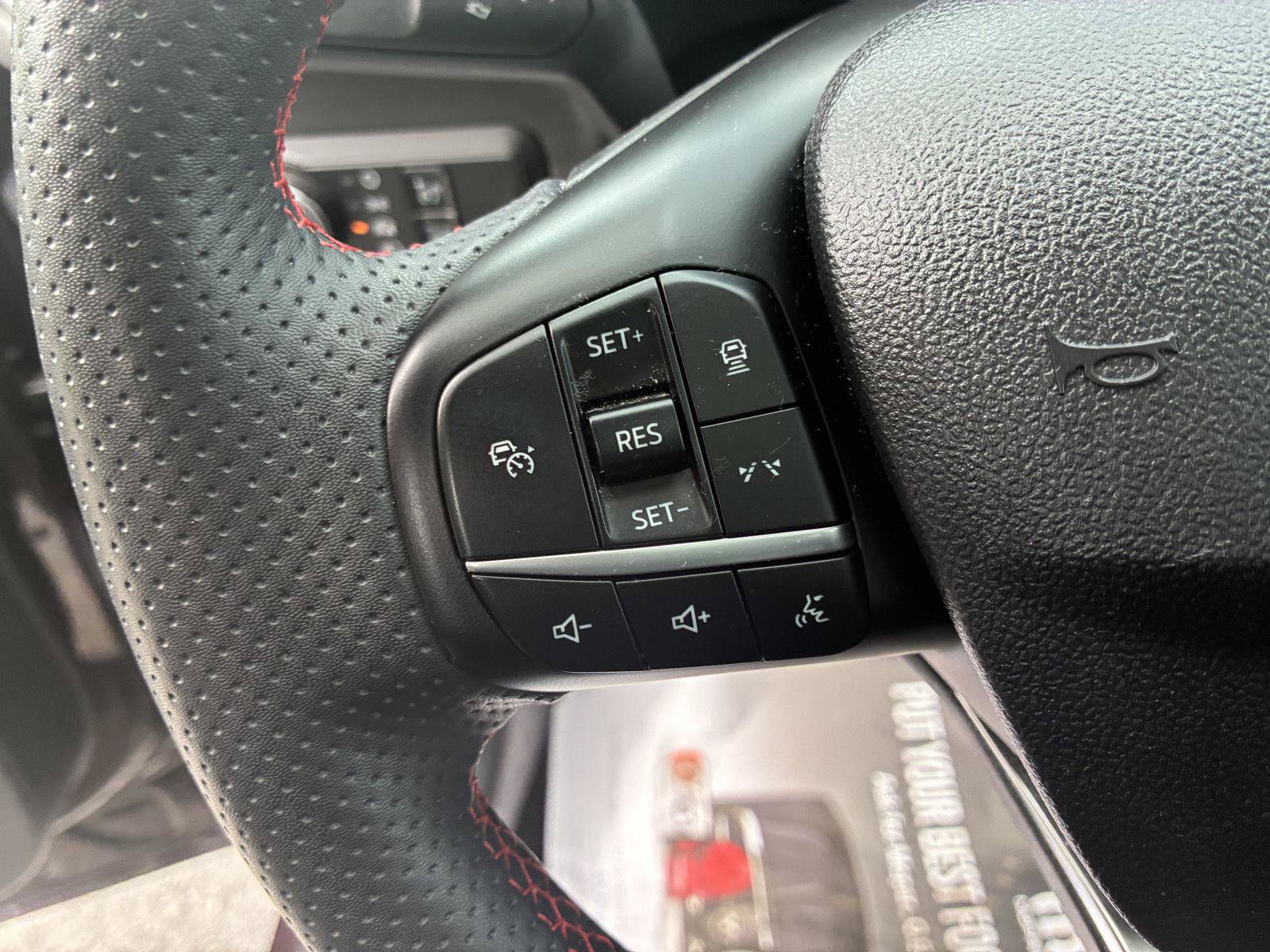 Used 2023 Ford Escape ST-Line w/ Tech Pack #1 AWD/4WD image 22