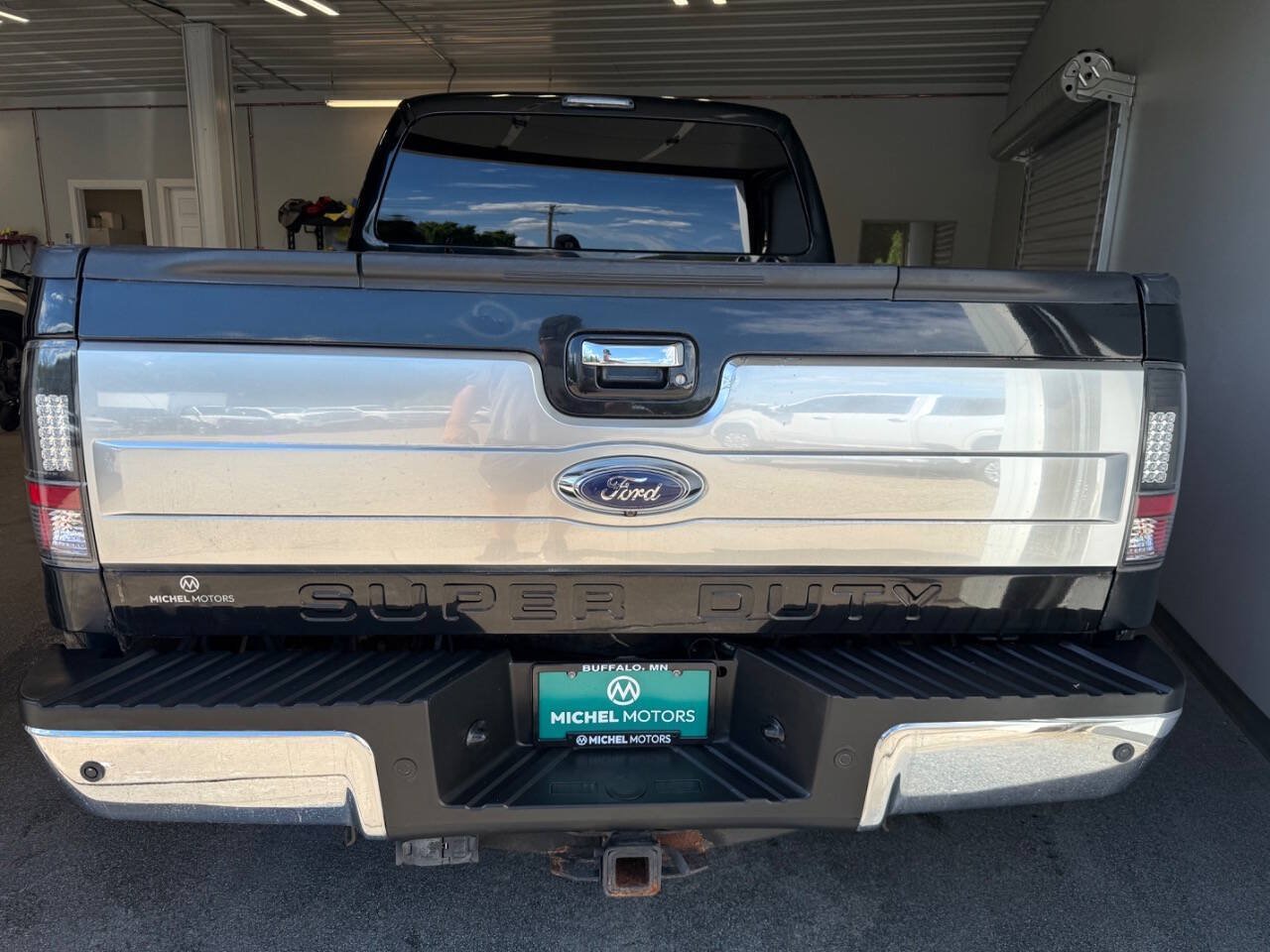 Used 2016 Ford F350 XLT w/ XLT Premium Package AWD/4WD image 8