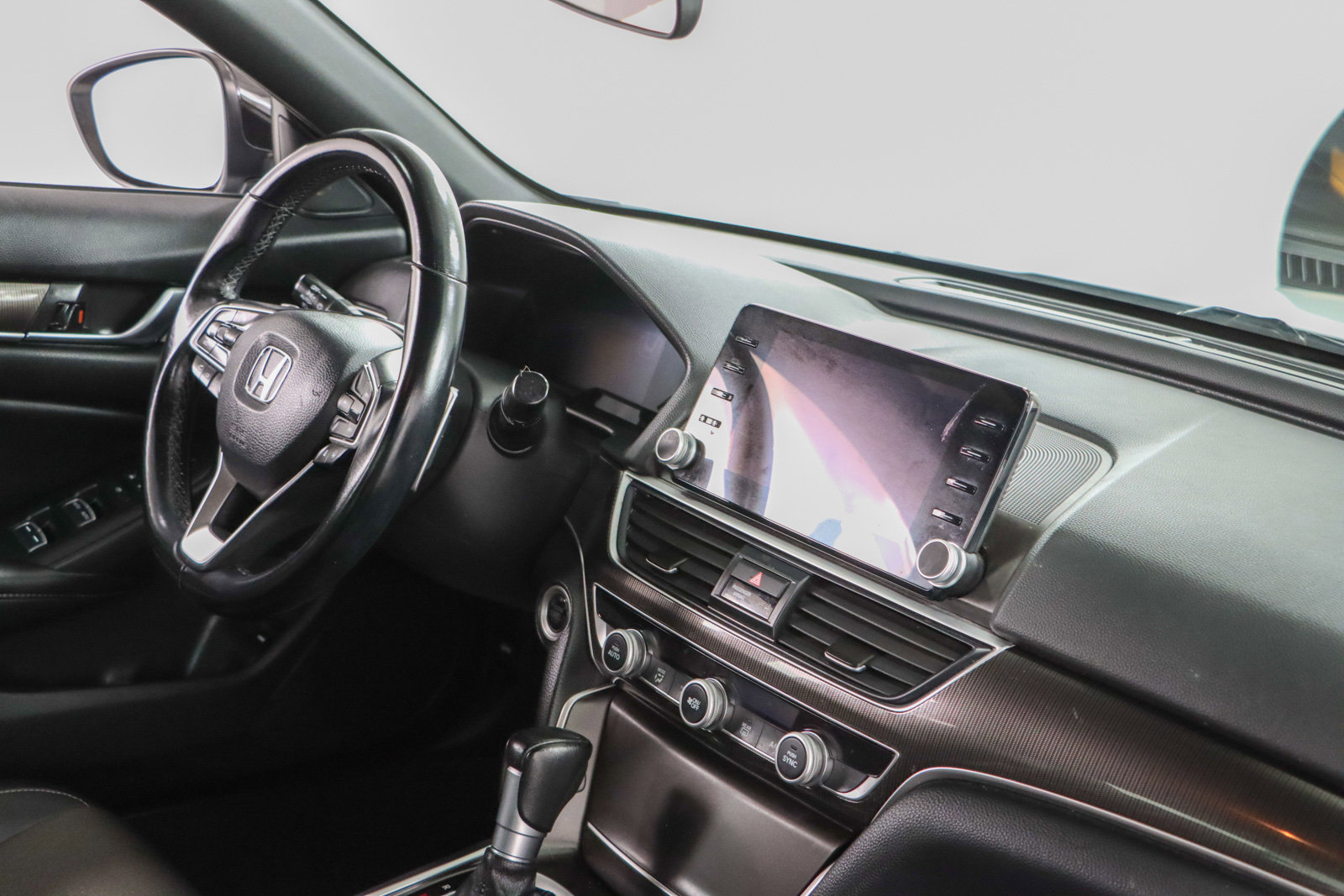 Used 2022 Honda Accord Sport image 25