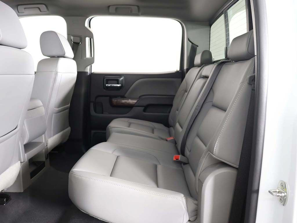 Used 2019 GMC Sierra 2500 SLT w/ Duramax Plus Package AWD/4WD image 33