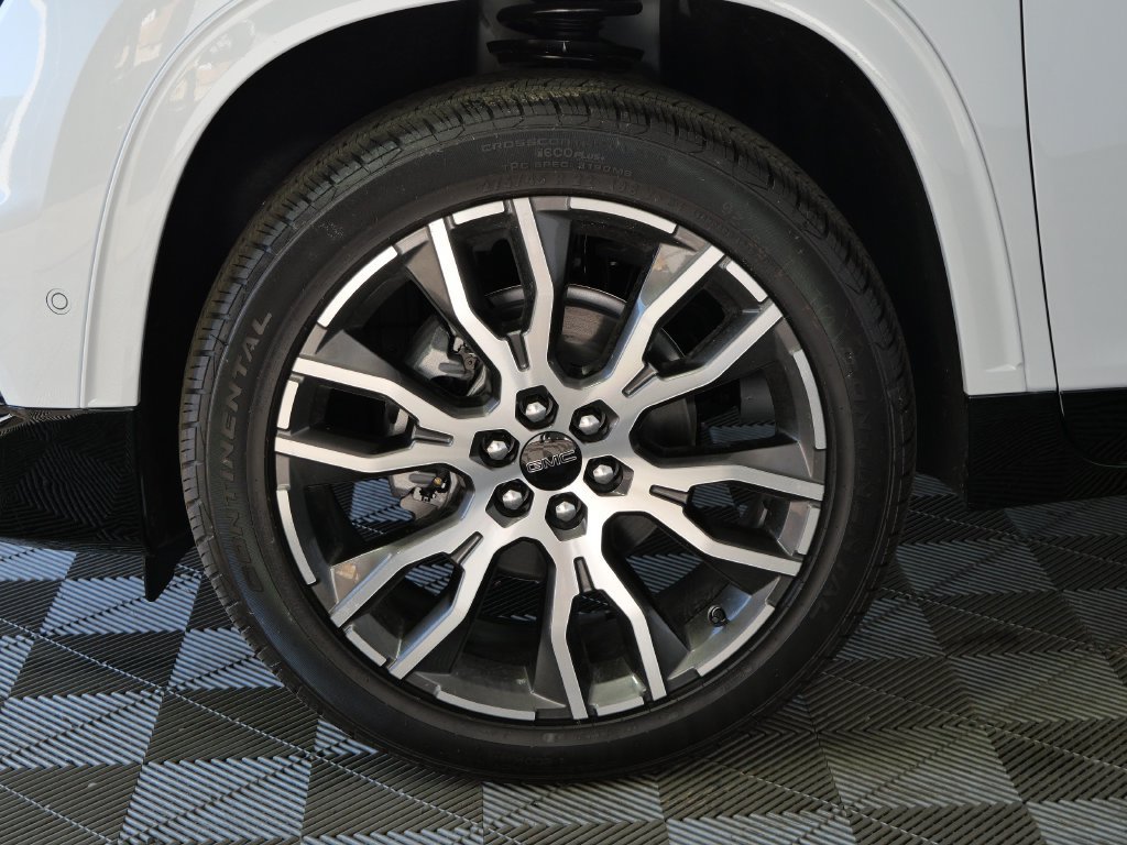 New 2027 GMC Acadia Denali Ultimate AWD/4WD image 10