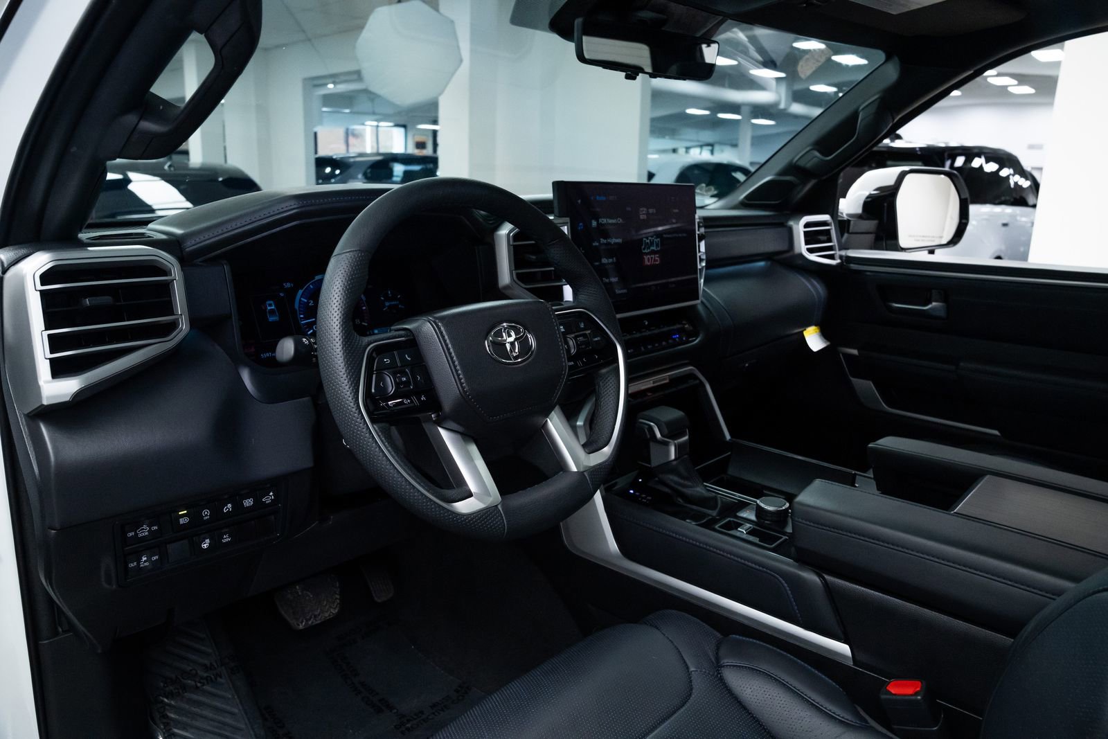 Used 2025 Toyota Tundra Platinum image 17