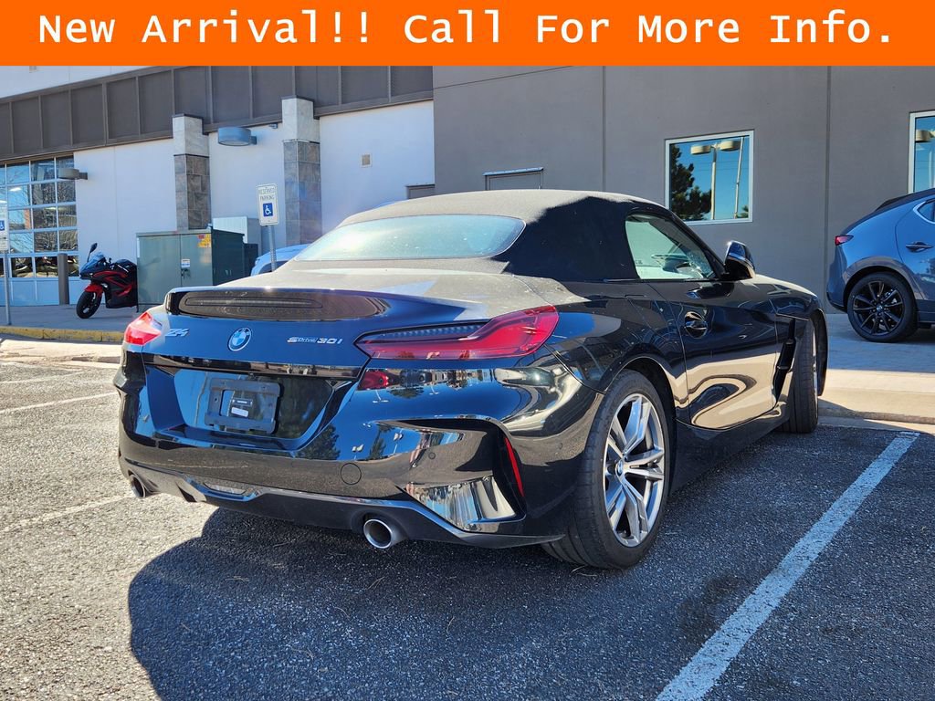Used 2025 BMW Z4 sDrive30i image 8