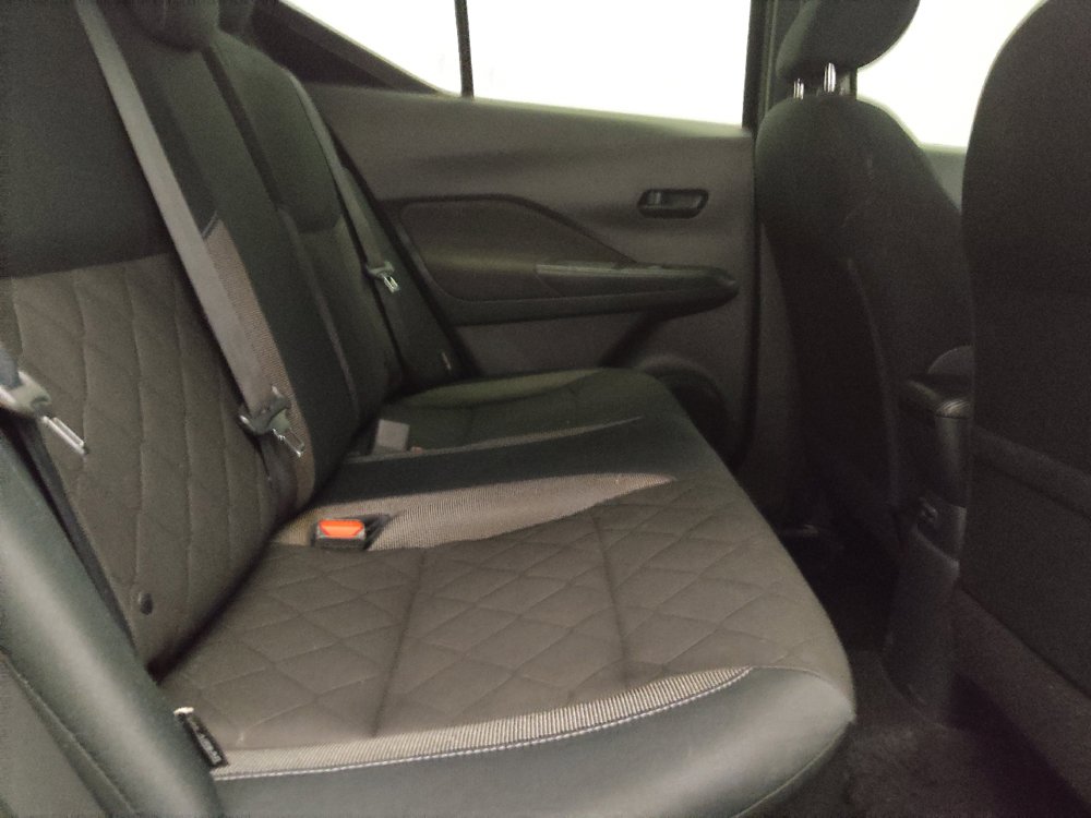 Used 2020 Nissan Kicks S FWD image 19