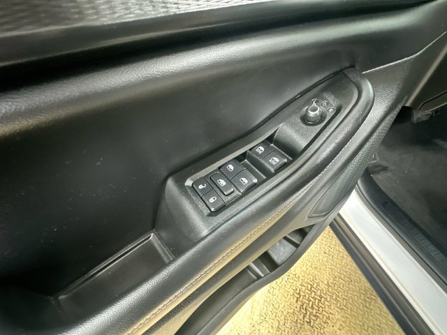 Used 2024 Jeep Grand Cherokee Laredo X AWD/4WD image 23
