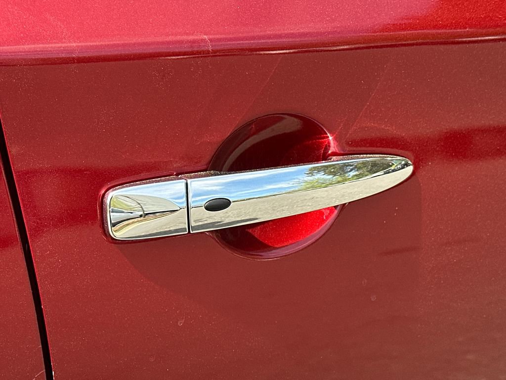 Used 2018 Nissan Sentra SV image 7