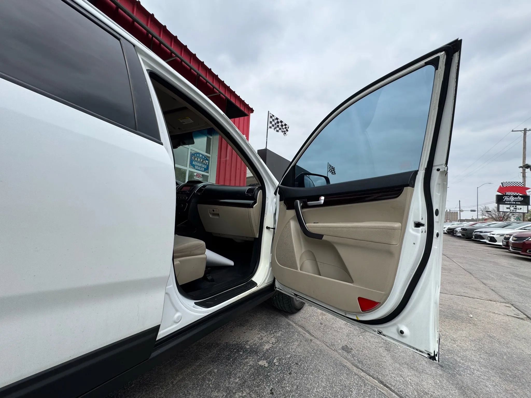 Used 2015 Kia Sorento LX image 22