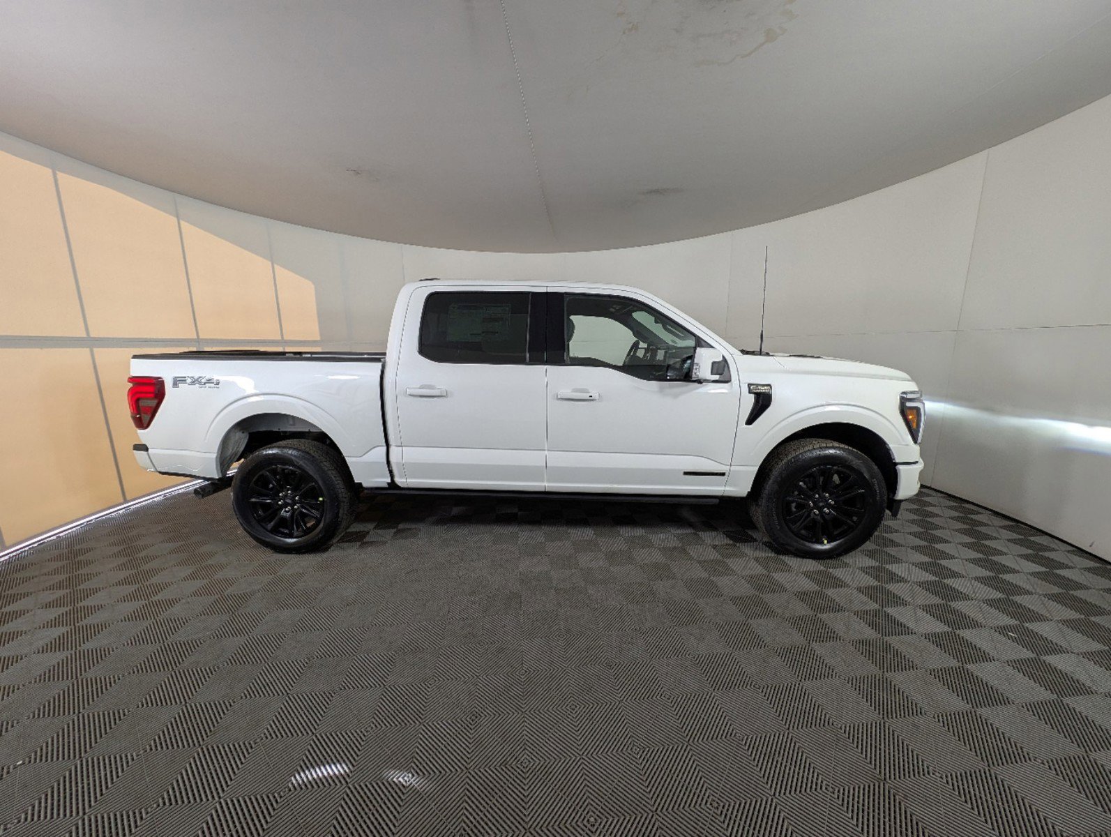 New 2025 Ford F150 Platinum w/ FX4 Off-Road Package image 9