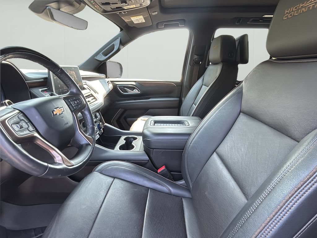 Used 2023 Chevrolet Tahoe High Country w/ Advanced Technology Package AWD/4WD image 19
