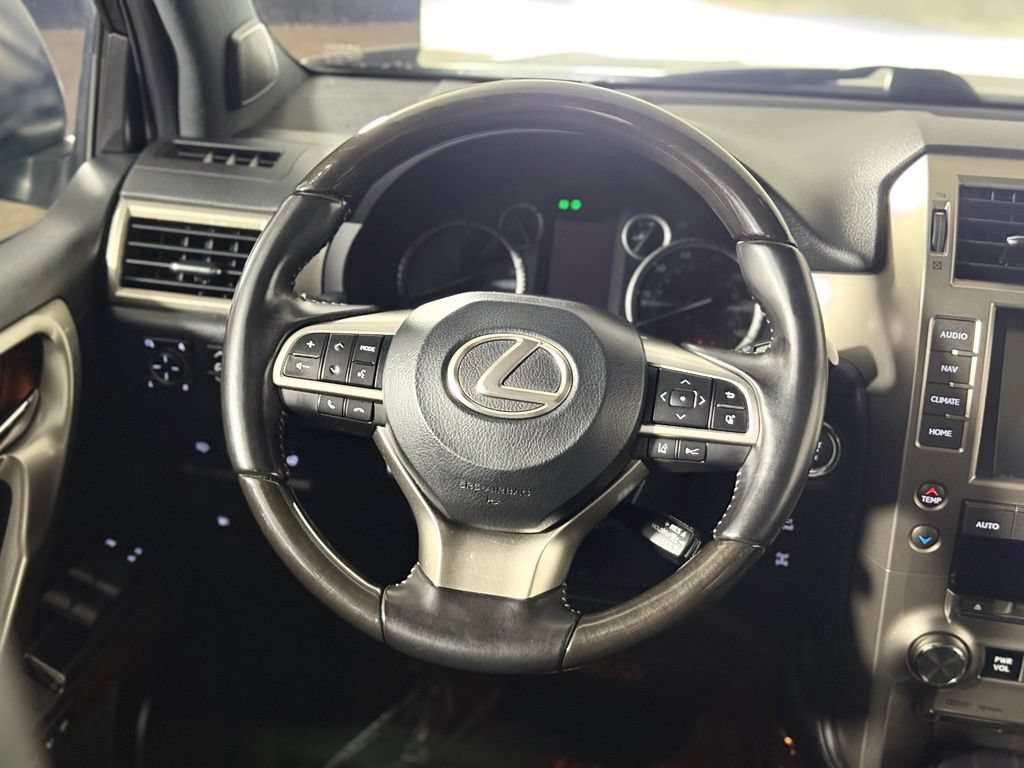 Used 2021 Lexus GX 460 Premium w/ Premium Package AWD/4WD image 12