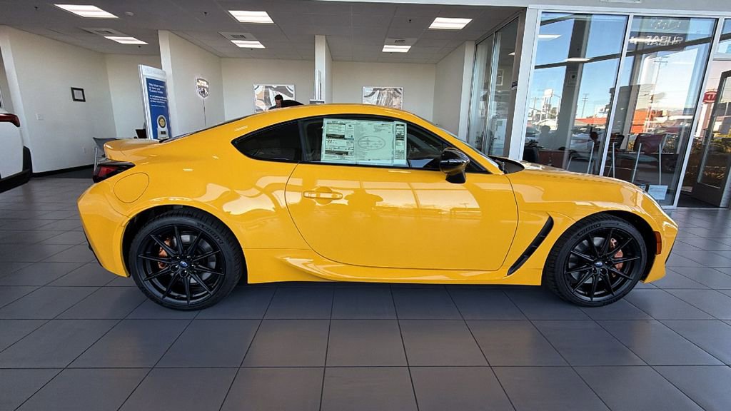 Used 2026 Subaru BRZ Series.Yellow image 3