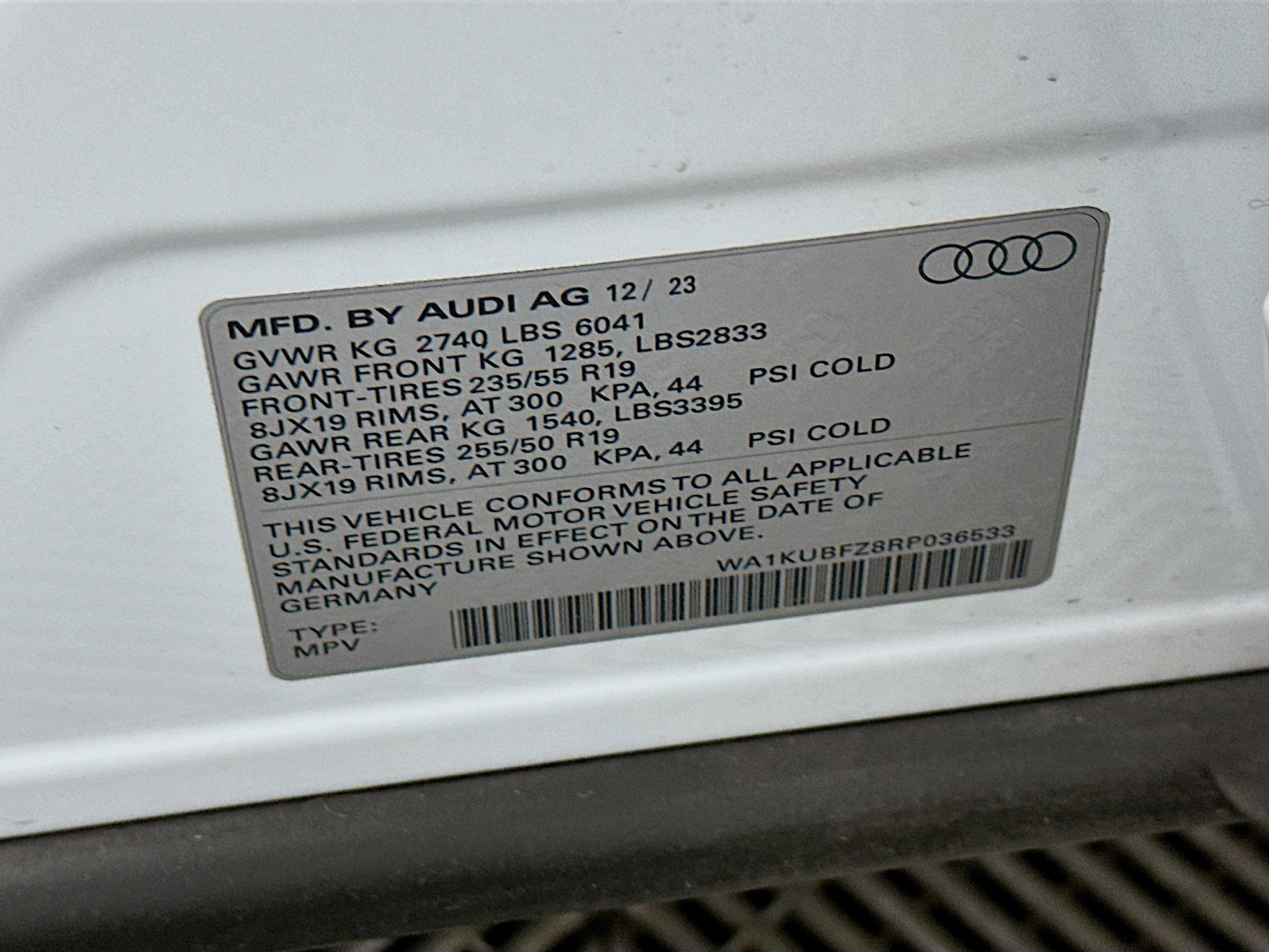 Used 2024 Audi Q4 e-tron Premium w/ Convenience Package AWD/4WD image 12