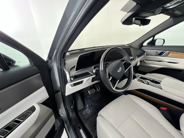 Used 2026 Cadillac Vistiq Sport AWD/4WD image 10