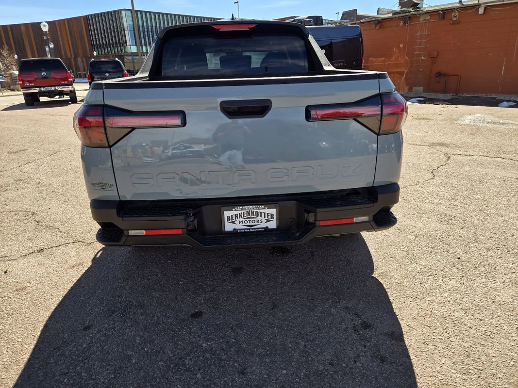 Used 2023 Hyundai Santa Cruz SEL AWD/4WD image 8
