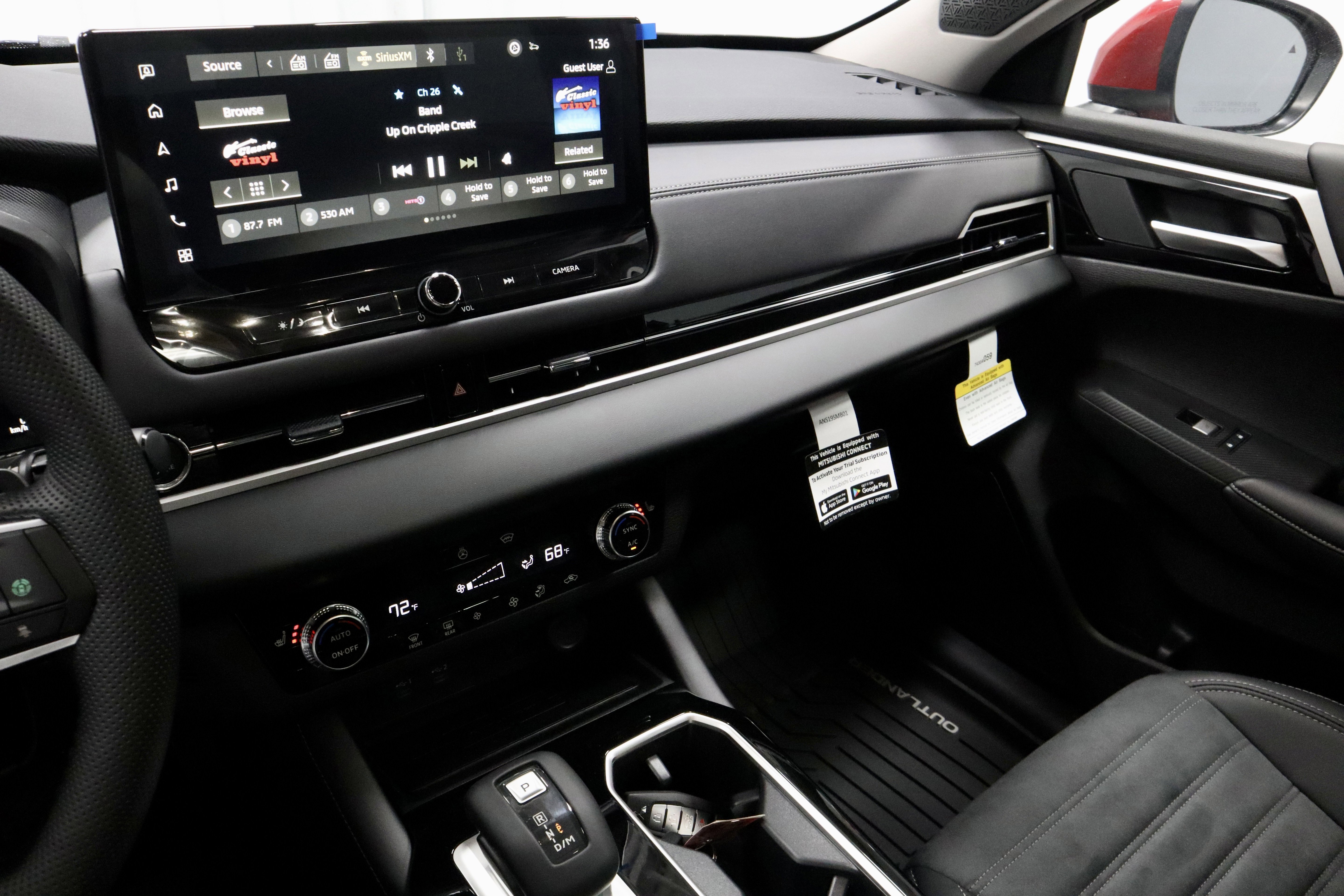 New 2026 Mitsubishi Outlander SE image 23