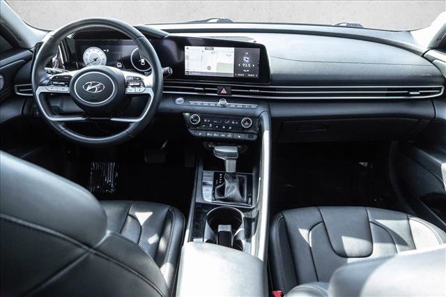 Used 2022 Hyundai Elantra Limited w/ Cargo Package image 21