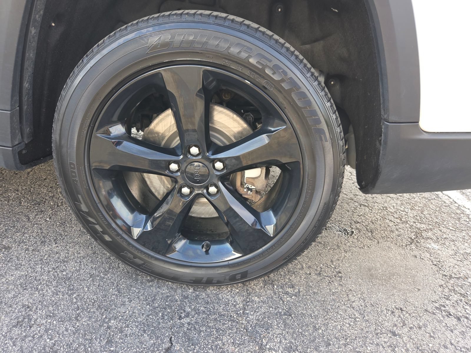 Used 2021 Jeep Grand Cherokee L Laredo AWD/4WD image 52