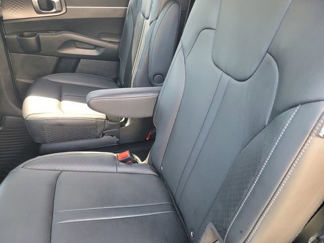 Used 2025 Kia Sorento EX image 13