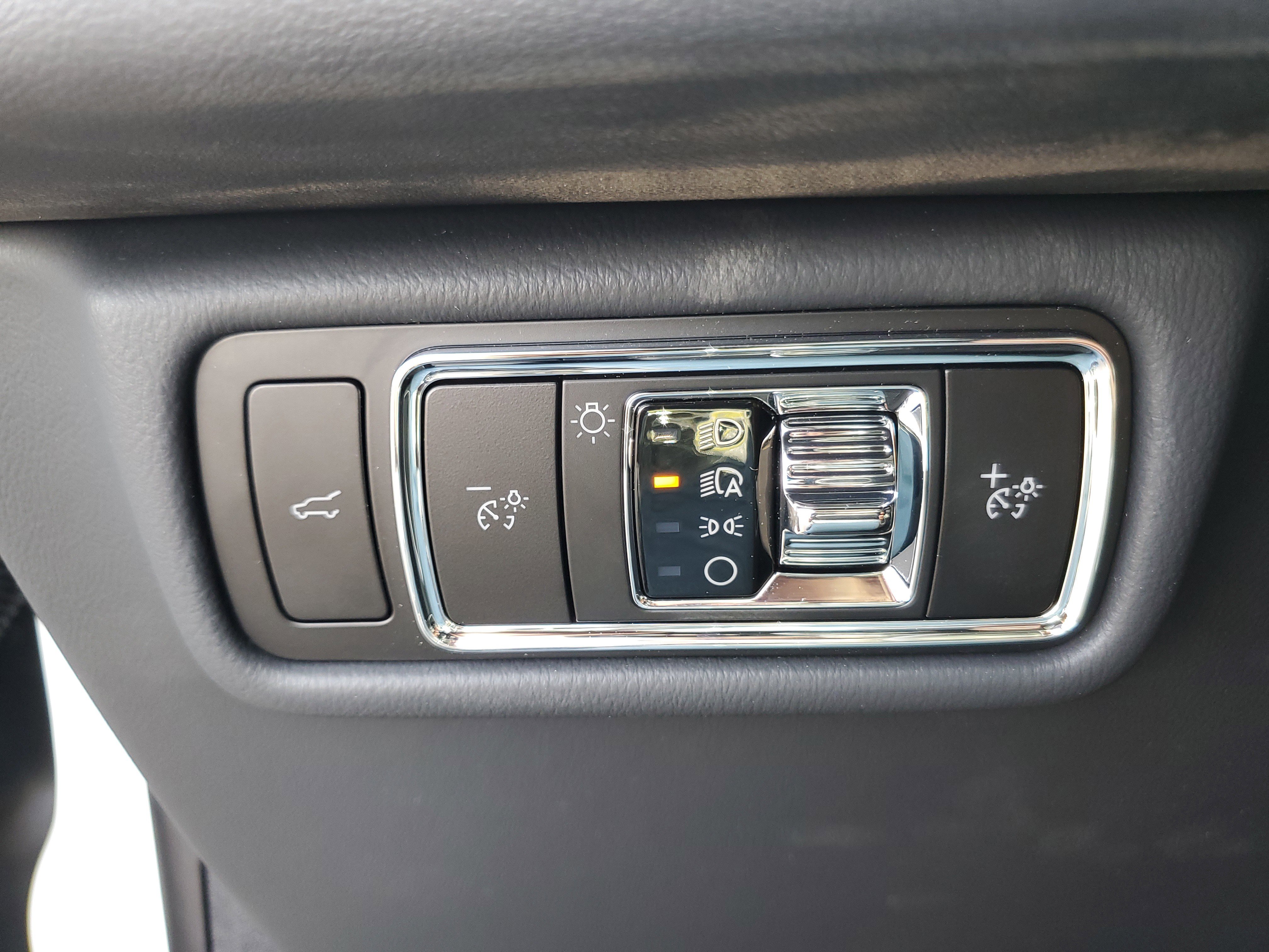 New 2026 Lincoln Aviator AWD image 12