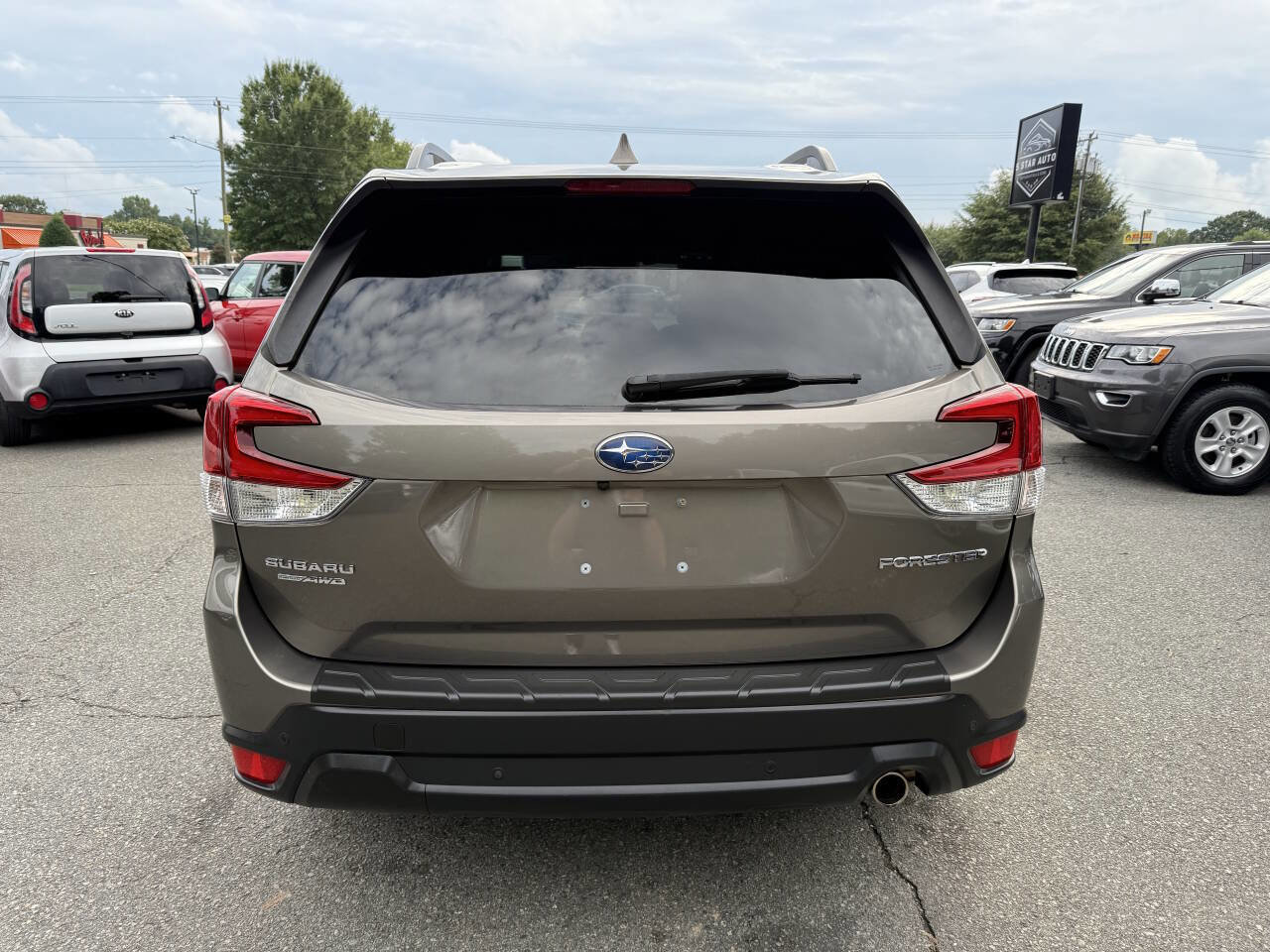 Used 2019 Subaru Forester Limited image 5