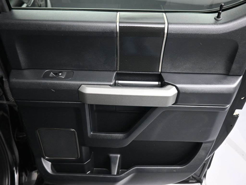 Used 2018 Ford F150 Raptor w/ Equipment Group 802A Luxury image 47