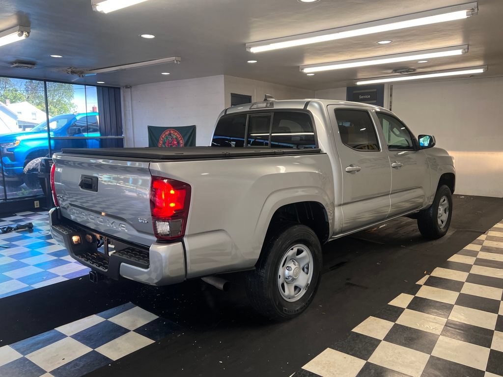 Used 2023 Toyota Tacoma SR AWD/4WD image 13