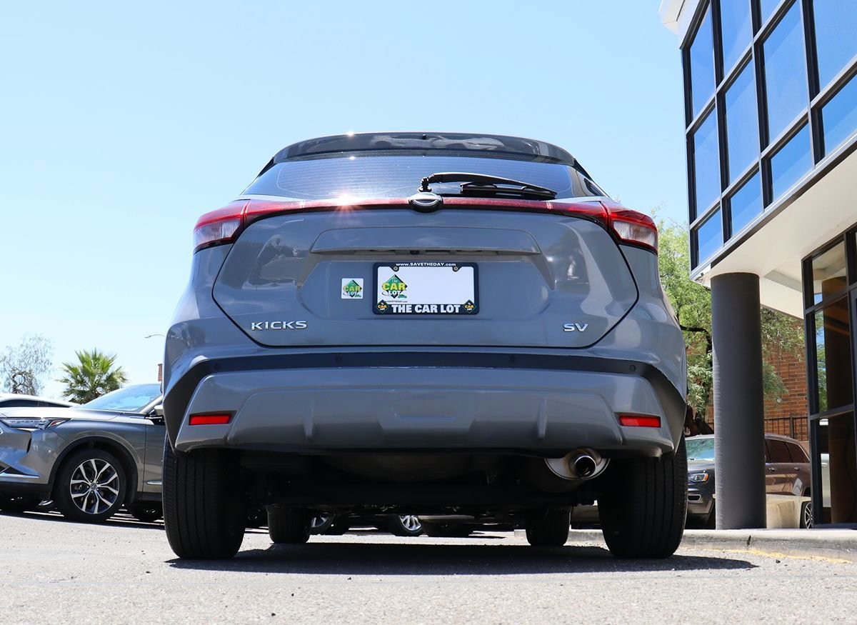 Used 2023 Nissan Kicks SV w/ Exterior Package FWD image 12