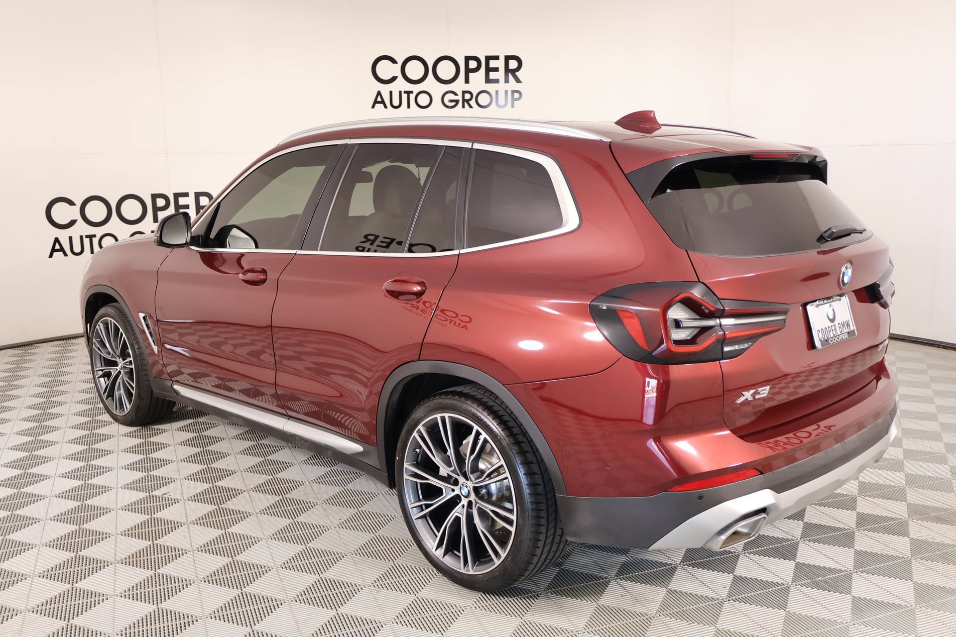 Used 2023 BMW X3 xDrive30i w/ Premium Package AWD/4WD image 24