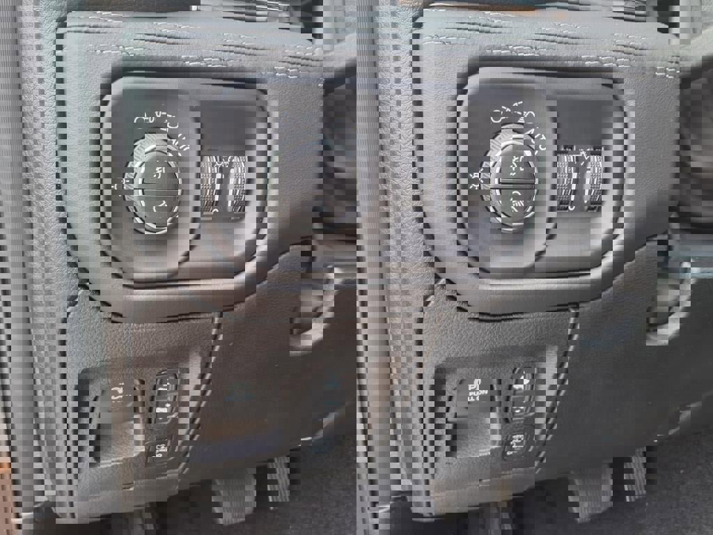 New 2026 RAM 1500 Limited image 13