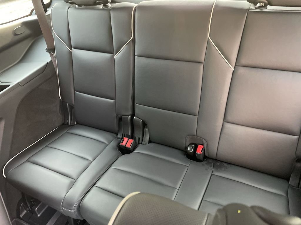 Used 2024 Cadillac Escalade Premium Luxury w/ LPO, Floor Liner Package image 23