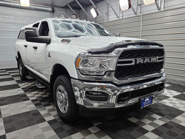 Used 2024 RAM 3500 Tradesman w/ Chrome Appearance Group AWD/4WD image 5