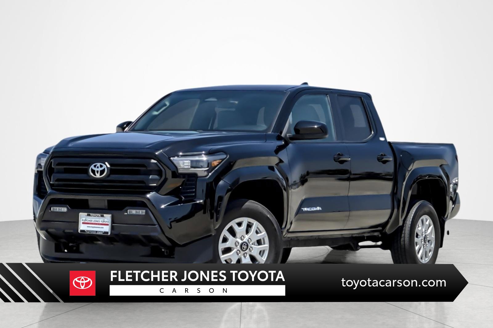 Used 2024 Toyota Tacoma SR5 AWD/4WD image 1