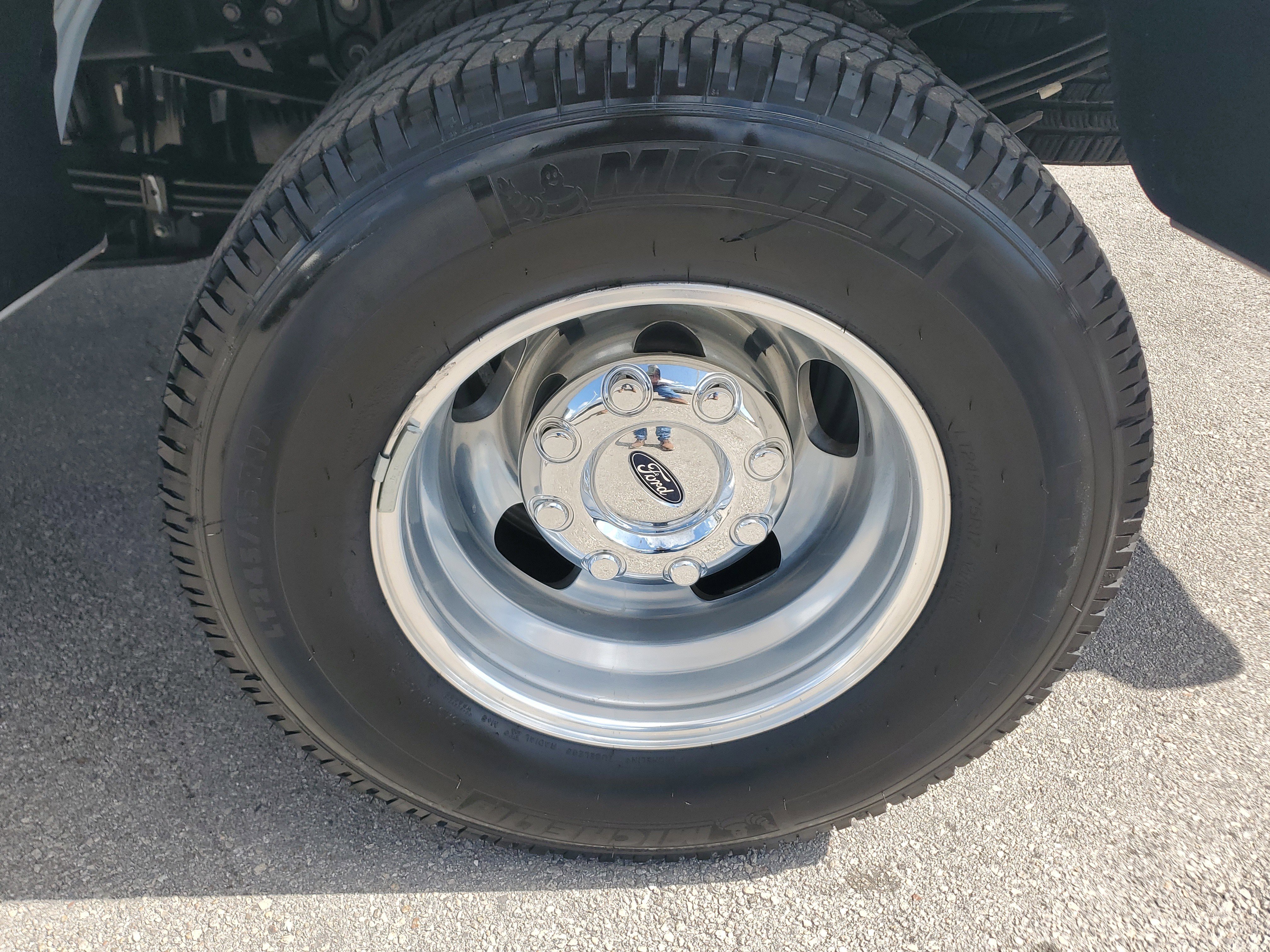 Used 2025 Ford F350 XL w/ 360-Degree Camera Package image 27