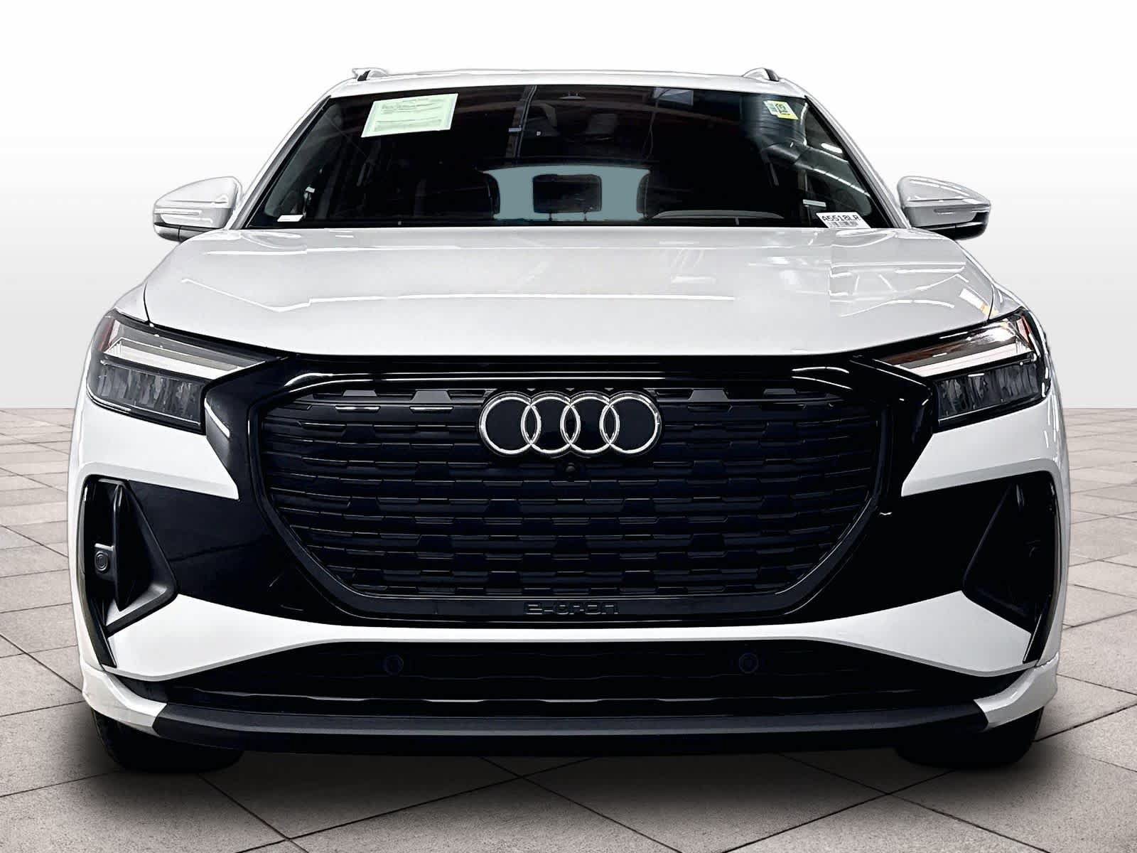 Used 2024 Audi Q4 e-tron Premium w/ Convenience Package AWD/4WD image 3