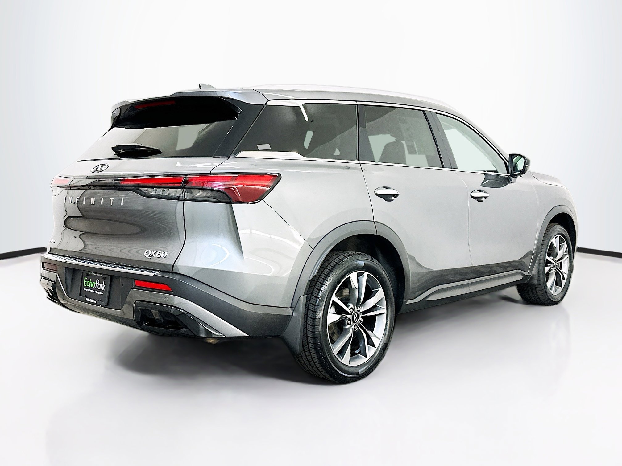 Used 2023 INFINITI QX60 Luxe w/ Cargo Package AWD/4WD image 9