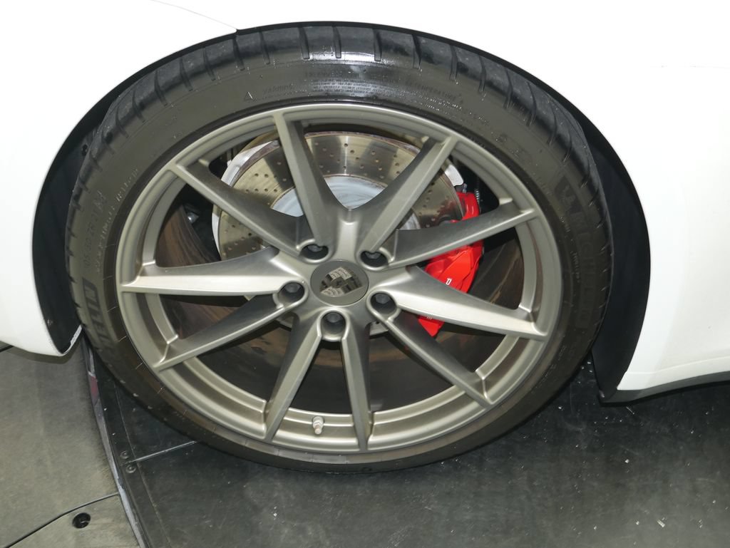 Certified 2020 Porsche 911 Carrera 4S AWD/4WD image 16