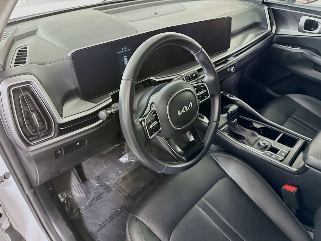 Certified 2024 Kia Sorento S AWD/4WD image 19