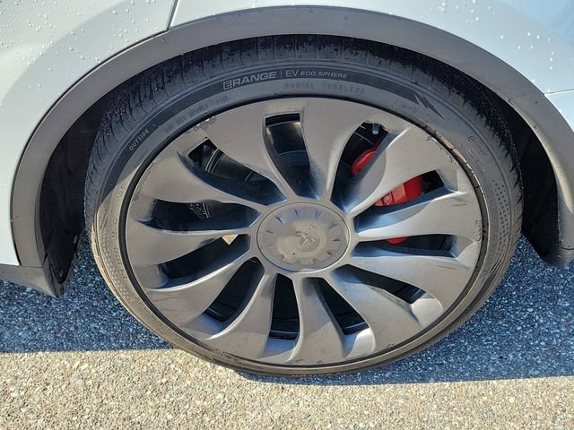 Used 2022 Tesla Model Y Performance image 6