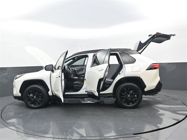 Used 2022 Toyota RAV4 XSE image 34